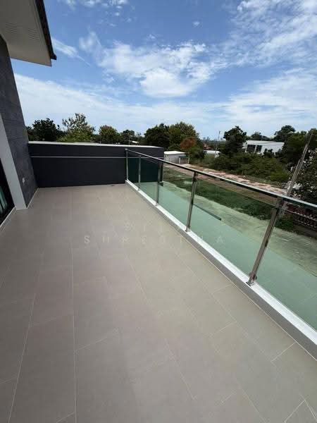 4-BR House, Chon Buri (Pattaya), Huai Yai, Bang Lamung (Pattaya), Chon Buri (Pattaya), 4 Bedrooms, 400 sqm, Single Detached House For Sale, by Sita Shrestha, 500628810 - DDproperty.com