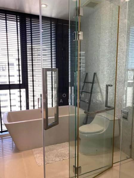 Vittorio 39, Bangkok, 8 Sukhumvit, Khlong Tan Nua, Watthana, Bangkok, 2 Bedrooms, 127 sqm, Condo For Rent, by Phoom Imruangsri, 500628846 - DDproperty.com