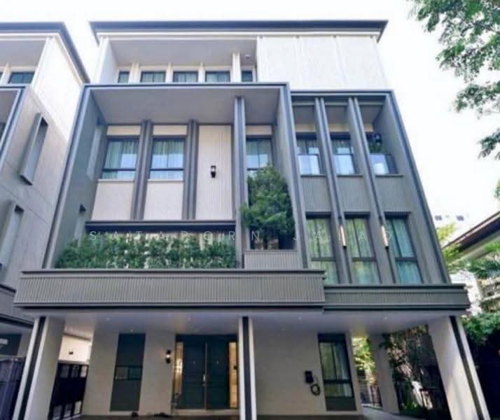 Lavista Prestige Village Ekkamai 10, Bangkok, Soi Sukhumvit 63, Phra Kanong Nua, Watthana, Bangkok, 4 Bedrooms, 429 sqm, Single Detached House For Sale, by Sataporn Jalao, 500628850 - DDproperty.com