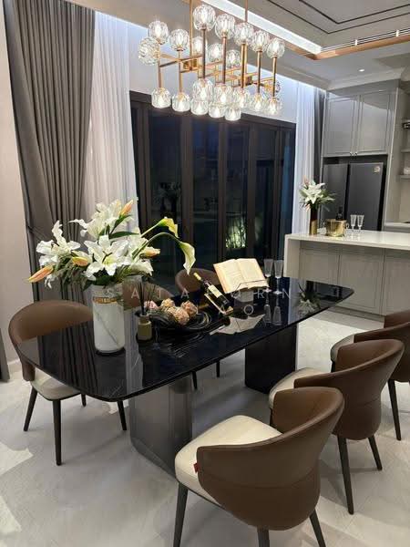 Lavista Prestige Village Ekkamai 10, Bangkok, Soi Sukhumvit 63, Phra Kanong Nua, Watthana, Bangkok, 4 Bedrooms, 429 sqm, Single Detached House For Rent, by Sataporn Jalao, 500628863 - DDproperty.com