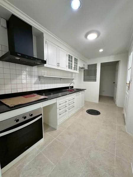 City Plus Sukhumvit 50, Bangkok, Soi Sukhumvit 50, Phra Kanong, Khlong Toei, Bangkok, 3 Bedrooms, 250 sqm, Townhouse For Rent, by Sataporn Jalao, 500628868 - DDproperty.com