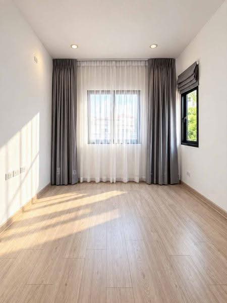 EK Town Phutthamonthon Sai 4, Samut Sakhon, 69 Phutthamonthon Sai 4 Road, Soi 3, Om Noi, Krathum Baen, Samut Sakhon, 3 Bedrooms, 124 sqm, Townhouse For Sale, by Property Pro Co.,Ltd, 500628937 - DDproperty.com