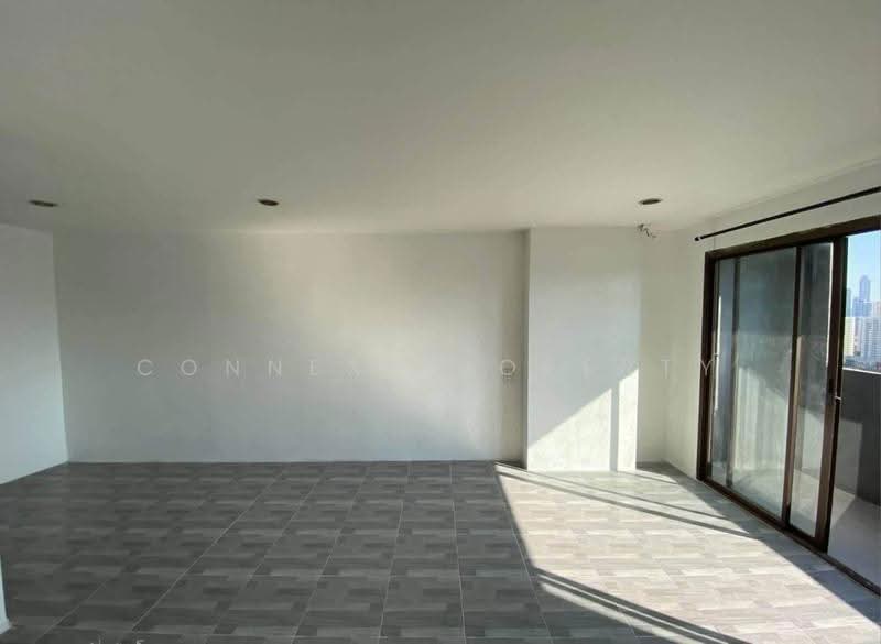 Subkaew Tower, Bangkok, 448 Soi Pracha Uthit 6 Pracha Uthit road, Huai Khwang, Bangkok, Studio, 30 sqm, Condo For Sale, by Connex Property, 500628964 - DDproperty.com