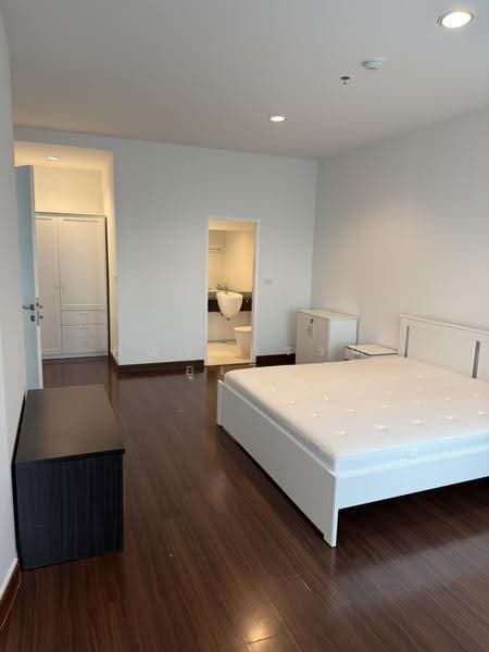 The Fourwings Residence, Bangkok, 335 Srinakarin, Hua Mak, Bang Kapi, Bangkok, 3 Bedrooms, 134 sqm, Condo For Rent, by คุณรวีวรรณ อู่เงิน, 500628968 - DDproperty.com