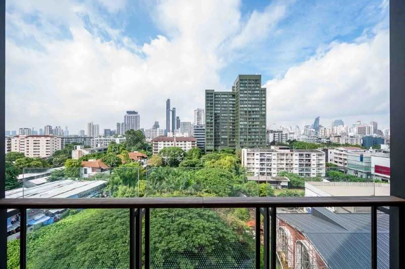 The Monument Thonglor, Bangkok, 998 Thonglor Road, Khlong Tan Nua, Watthana, Bangkok, 1 Bedroom, 125 sqm, Condo For Rent, by Knight Frank Chartered (Thailand) Co.,Ltd, 500628974 - DDproperty.com