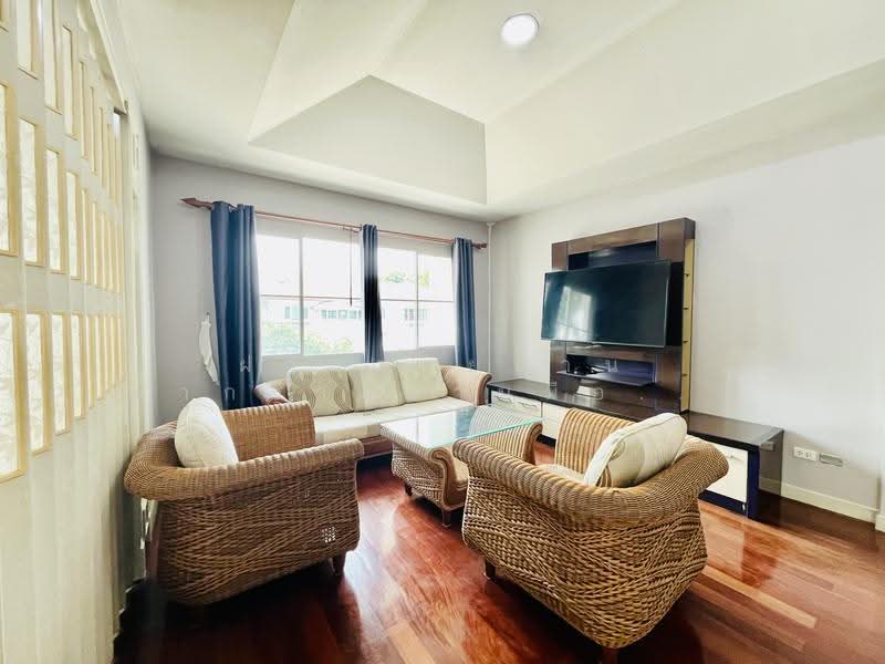 Nantawan Suanluang Rama 9, Bangkok, Chaloem Phra Kiat Rama 9, Soi 62, Dok Mai, Prawet, Bangkok, 4 Bedrooms, 300 sqm, Single Detached House For Rent, by ฝากขายบ้าน ฝากขายบ้านมือสอง ฝากขายอสัง Realty HuB, 500629010 - DDproperty.com