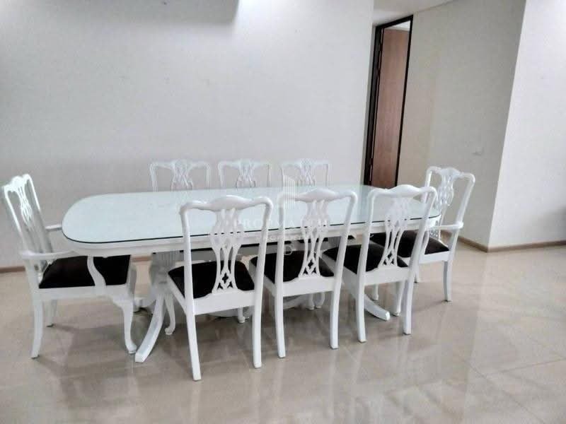 The Lakes, Bangkok, 123 Ratchadaphisek Road, Khlong Toei, Bangkok, 3 Bedrooms, 175 sqm, Condo For Rent, by PROPMATCH CO., LTD., 500629141 - DDproperty.com