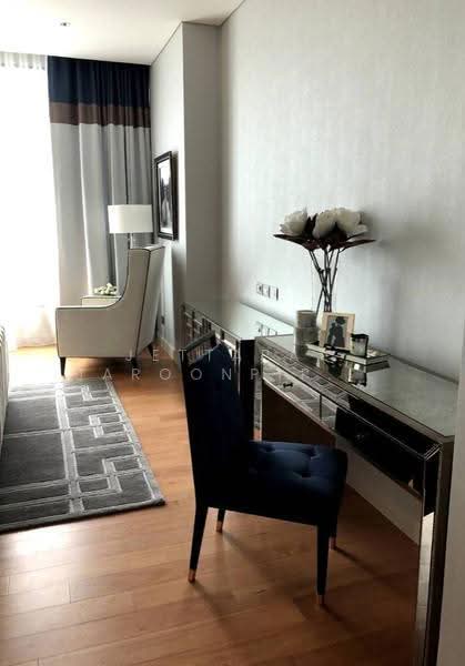 Sindhorn Residence, Bangkok, 54 Soi Ton Son, Lumphini, Pathum Wan, Bangkok, 1 Bedroom, 73 sqm, Condo For Sale, by Jettapat Jaroonpipatkun, 500629215 - DDproperty.com