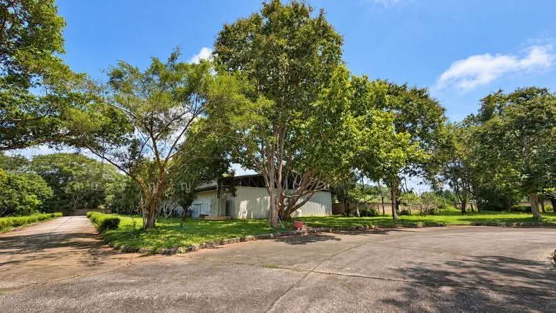 Luxury Lakeside Estate with Residences and Factory, Rayong, -, Klaeng, Muang Rayong, Rayong, 9 Bedrooms, 21,160 sqm, Single Detached House For Sale, by อรัญญา ระยาย้อย, 500629246 - DDproperty.com