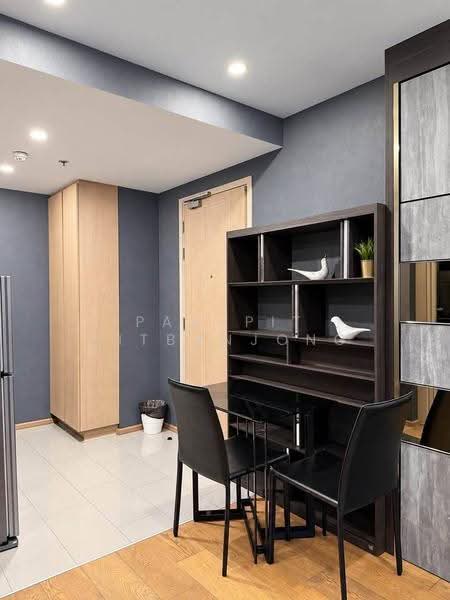 28 Chidlom, Bangkok, 28 Chit Lom Alley, Lumphini, Pathum Wan, Bangkok, 1 Bedroom, 35 sqm, Condo For Rent, by Pasupit Ditbanjong, 500629269 - DDproperty.com
