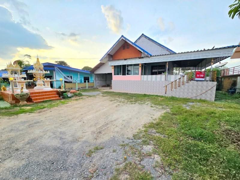 บ้านเดี่ยวถนนขาด นครปฐม, Nakhon Pathom, Thanon Khat, Muang Nakhon Pathom, Nakhon Pathom, 2 Bedrooms, 150 sqm, Single Detached House For Sale, by The Best Property เพ้นท์, 500629280 - DDproperty.com
