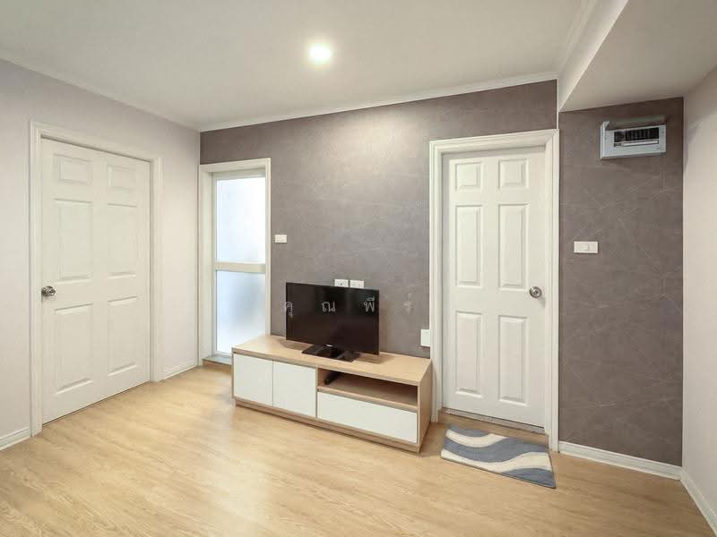 Lumpini Place Ratchada-Thapra, Bangkok, 18 Ratchadaphisek Road, Bukkalo, Thon Buri, Bangkok, 1 Bedroom, 35 sqm, Condo For Sale, by คุณพีร์, 500629287 - DDproperty.com
