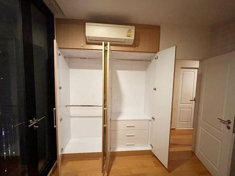 Noble Revo Silom, Bangkok, 88 Soi Surasak Surasak Road, Silom, Bang Rak, Bangkok, 2 Bedrooms, 66 sqm, Condo For Rent, by Pasupit Ditbanjong, 500629298 - DDproperty.com