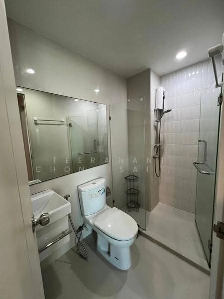 Life Asoke, Bangkok, Asoke-Dindang Road, Bang Kapi, Huai Khwang, Bangkok, 1 Bedroom, 30 sqm, Condo For Rent, by Teeranant Chonwisaikajon, 500629384 - DDproperty.com