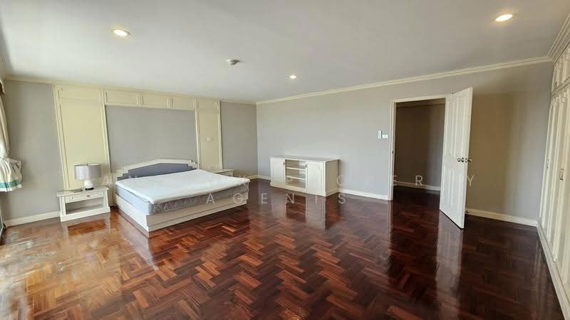 Le Chateau Mansion, Bangkok, 55 ซอยเอกมัย 12 ถนนสุขุมวิท 63 คลองตันเหนือ วัฒนา กทม, Khlong Tan Nua, Watthana, Bangkok, 3 Bedrooms, 250 sqm, Condo For Rent, by BANGKOK PROPERTY AGENTS, 500629390 - DDproperty.com