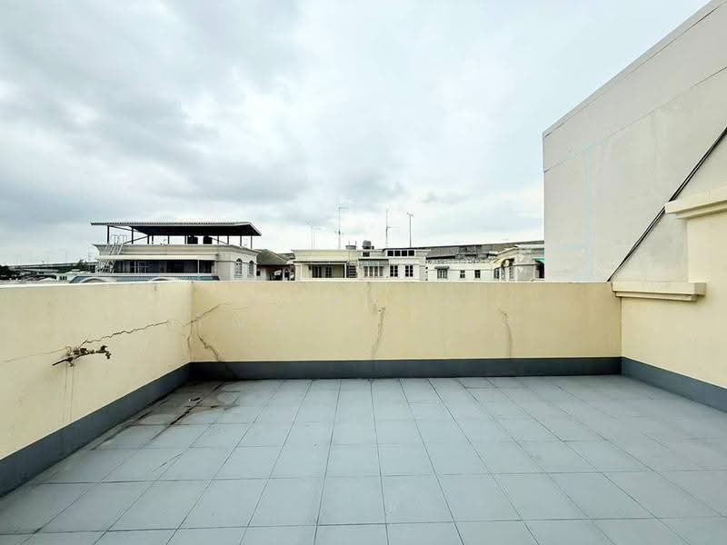 ขาย บ้านแฝด 4 ชั้น หมู่บ้าน ธาริณี ปิ่นเกล้า บรมราชชนนี 18, Bangkok, Taling Chan, Bangkok, 5 Bedrooms, 287 sqm, Semi-Detached House (Twin House) For Sale, by กรณวัสส์ กัณฑวัสส์วงส์, 500629394 - DDproperty.com