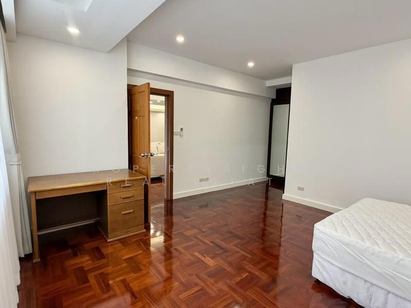 Grand Ville House 1, Bangkok, 36 Soi Sukhumvit 24, Khong Tan, Khlong Toei, Bangkok, 3 Bedrooms, 225 sqm, Condo For Rent, by PROPERTYSIGHTS REAL ESTATE, 500629411 - DDproperty.com