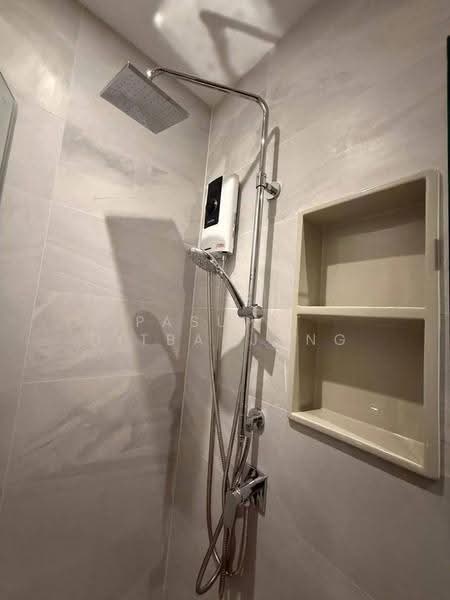 Rhythm Ekkamai, Bangkok, 11 Soi Sukhumvit 63, Khlongtoei Nua, Watthana, Bangkok, 1 Bedroom, 35 sqm, Condo For Rent, by Pasupit Ditbanjong, 500629453 - DDproperty.com