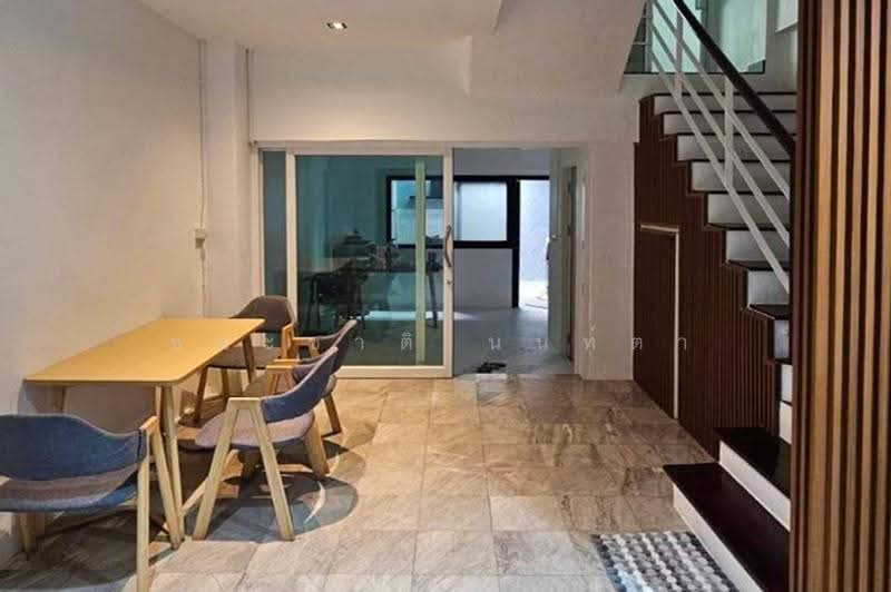 หมู่บ้าน มนเทียนทิพย์ ซอยสุคนธสวัสดิ์ 36, Bangkok, Lat Phrao, Bangkok, 4 Bedrooms, 150 sqm, Townhouse For Sale, by ชนะชาติ นนท์ตา, 500629510 - DDproperty.com