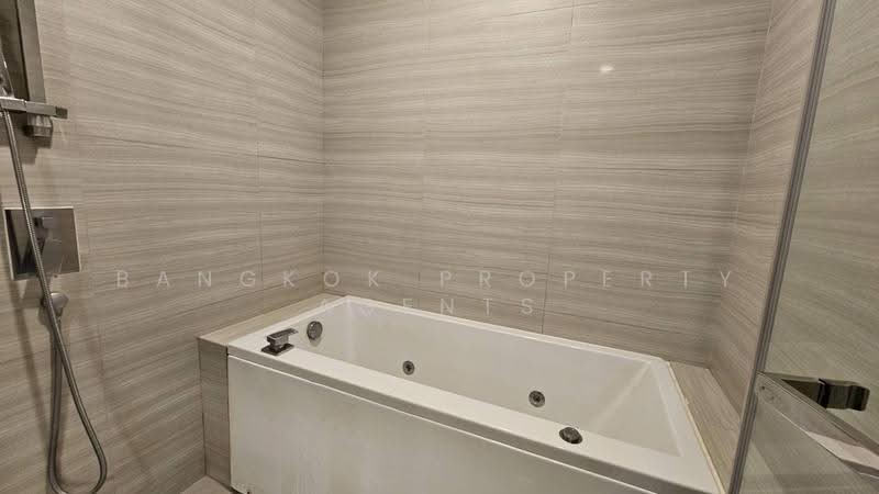 Park Origin Thonglor, Bangkok, Soi Thonglor 10, Sukhumvit Road, Khlong Tan Nua, Watthana, Bangkok, 2 Bedrooms, 42 sqm, Condo For Rent, by BANGKOK PROPERTY AGENTS, 500629511 - DDproperty.com
