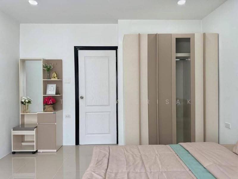 2-BR Townhouse, Chon Buri (Pattaya), Nong Pru, Bang Lamung (Pattaya), Chon Buri (Pattaya), 2 Bedrooms, 72 sqm, Townhouse For Sale, by Patchara Srisak, 500629521 - DDproperty.com