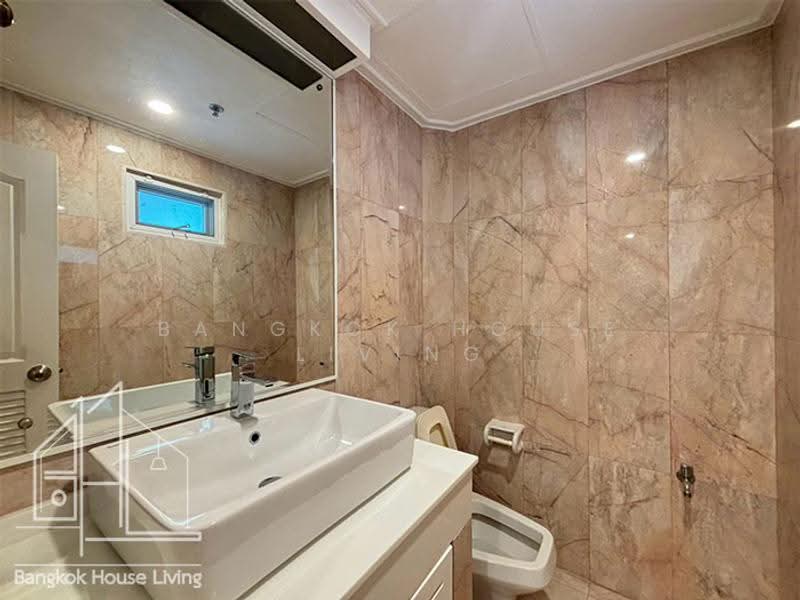 GM Tower, Bangkok, 39 Soi Sukhumvit 20, Khlong Toei, Bangkok, 3 Bedrooms, 315 sqm, Condo For Rent, by Bangkok House Living, 500629564 - DDproperty.com
