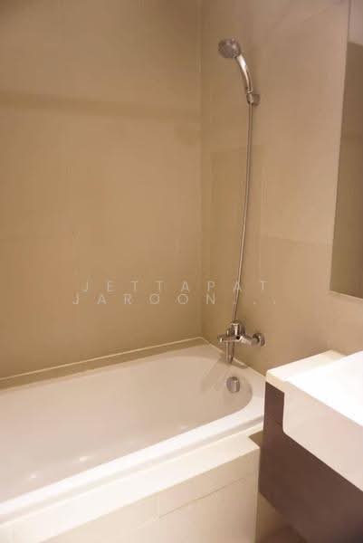 Noble Remix, Bangkok, 772 Soi Sukhumvit 36, Sukhumvit Road, Khong Tan, Khlong Toei, Bangkok, 1 Bedroom, 40 sqm, Condo For Rent, by Jettapat Jaroonpipatkun, 500629620 - DDproperty.com