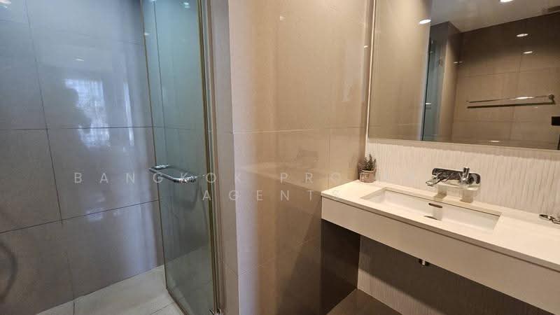 Rhythm Sukhumvit 42, Bangkok, Soi Sukhumvit 42, Sukhumvit Road, Phra Kanong, Khlong Toei, Bangkok, 2 Bedrooms, 56 sqm, Condo For Rent, by BANGKOK PROPERTY AGENTS, 500629623 - DDproperty.com