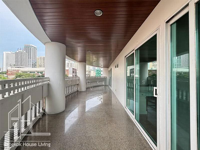 GM Tower, Bangkok, 39 Soi Sukhumvit 20, Khlong Toei, Bangkok, 4 Bedrooms, 450 sqm, Condo For Rent, by Bangkok House Living, 500629627 - DDproperty.com