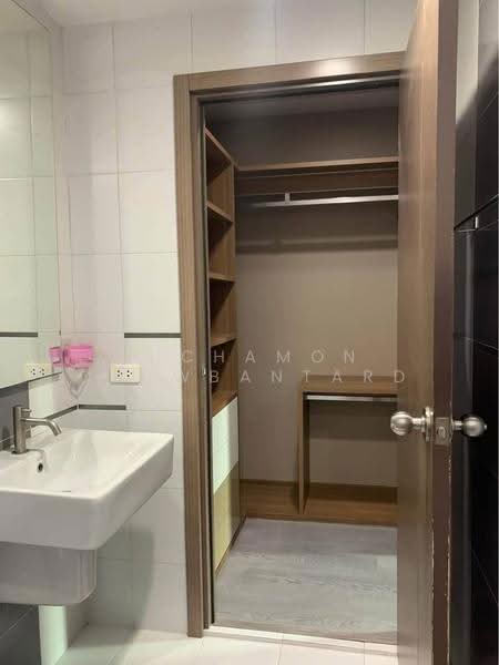The Base Sukhumvit 77, Bangkok, 289 Sukhumvit 77 Road, Phra Kanong Nua, Watthana, Bangkok, 2 Bedrooms, 57 sqm, Condo For Sale, by Pichamon Chawbantard, 500629648 - DDproperty.com