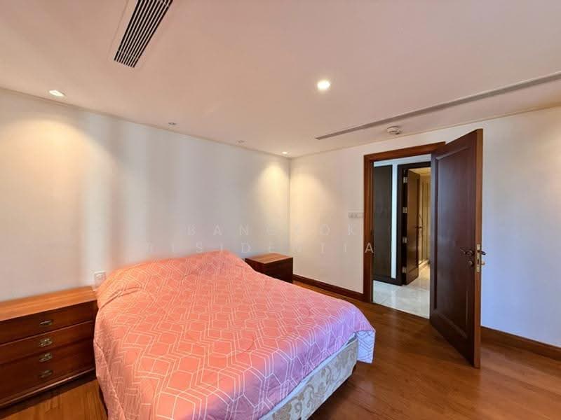 Somkid Gardens, Bangkok, Ploenchit, Lumphini, Pathum Wan, Bangkok, 3 Bedrooms, 334 sqm, Condo For Rent, by Bangkok Residential, 500629663 - DDproperty.com