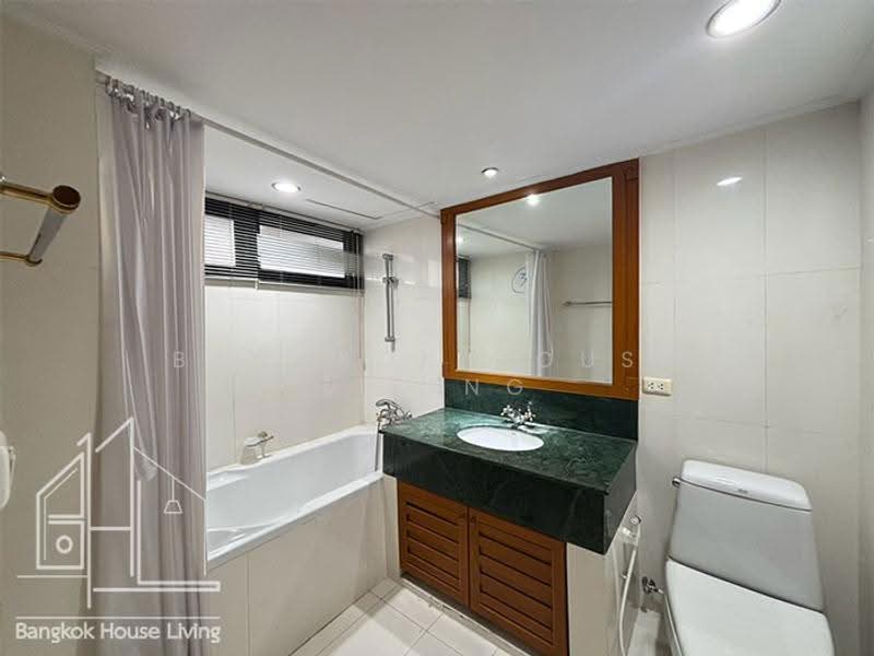 Centre Point Residence Phromphong, Bangkok, Soi Sukhumvit 39, Khlong Tan Nua, Watthana, Bangkok, 4 Bedrooms, 325 sqm, Apartment For Rent, by Bangkok House Living, 500629682 - DDproperty.com