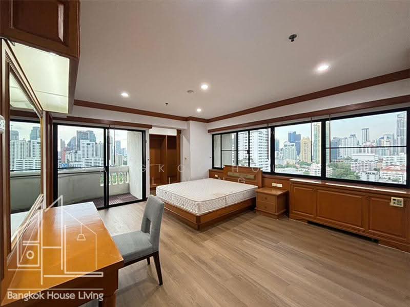 Centre Point Residence Phromphong, Bangkok, Soi Sukhumvit 39, Khlong Tan Nua, Watthana, Bangkok, 4 Bedrooms, 325 sqm, Apartment For Rent, by Bangkok House Living, 500629682 - DDproperty.com