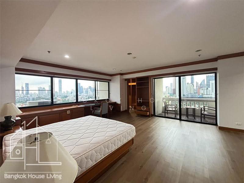 Centre Point Residence Phromphong, Bangkok, Soi Sukhumvit 39, Khlong Tan Nua, Watthana, Bangkok, 4 Bedrooms, 325 sqm, Apartment For Rent, by Bangkok House Living, 500629682 - DDproperty.com