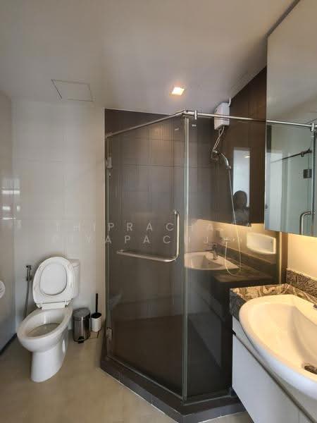 Vertiq Rama 4-Siam, Bangkok, 188 Si Phraya Road, Maha Phrutharam, Bang Rak, Bangkok, 2 Bedrooms, 65 sqm, Condo For Rent, by Thiprachaya Piyapachjiragul, 500629684 - DDproperty.com