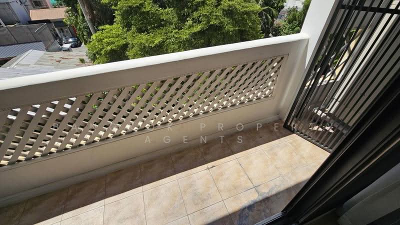 The Pentacles, Bangkok, 303 Thong Lo 15 Alley, Khlong Tan Nua, Watthana, Bangkok, 2 Bedrooms, 101 sqm, Condo For Rent, by BANGKOK PROPERTY AGENTS, 500629745 - DDproperty.com