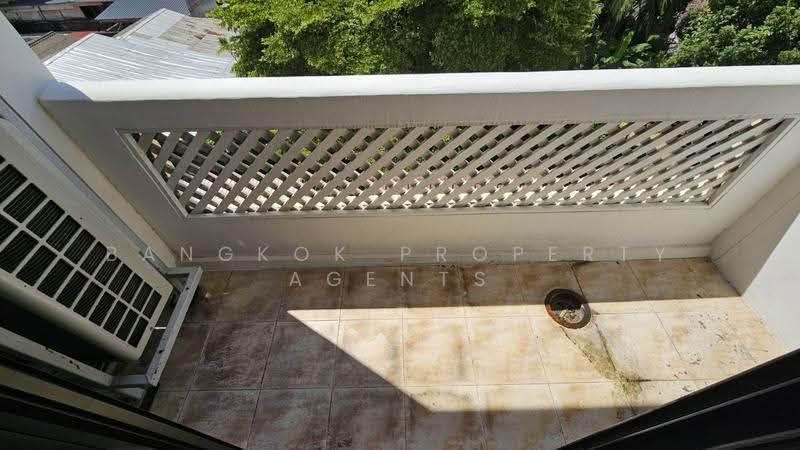 The Pentacles, Bangkok, 303 Thong Lo 15 Alley, Khlong Tan Nua, Watthana, Bangkok, 2 Bedrooms, 101 sqm, Condo For Rent, by BANGKOK PROPERTY AGENTS, 500629745 - DDproperty.com