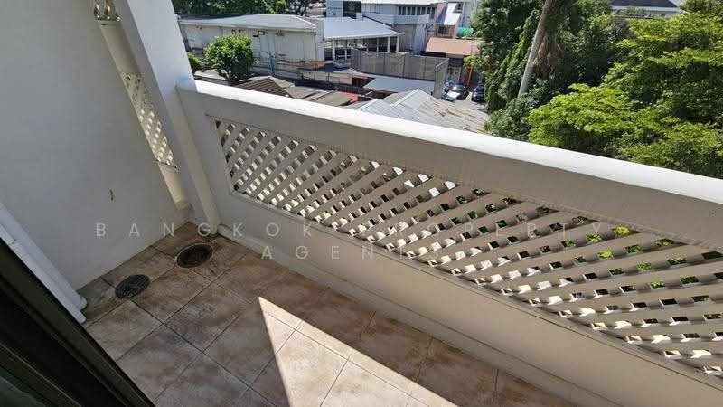The Pentacles, Bangkok, 303 Thong Lo 15 Alley, Khlong Tan Nua, Watthana, Bangkok, 2 Bedrooms, 101 sqm, Condo For Rent, by BANGKOK PROPERTY AGENTS, 500629745 - DDproperty.com