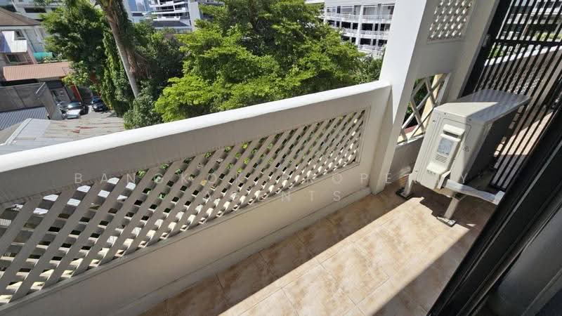 The Pentacles, Bangkok, 303 Thong Lo 15 Alley, Khlong Tan Nua, Watthana, Bangkok, 2 Bedrooms, 101 sqm, Condo For Rent, by BANGKOK PROPERTY AGENTS, 500629745 - DDproperty.com
