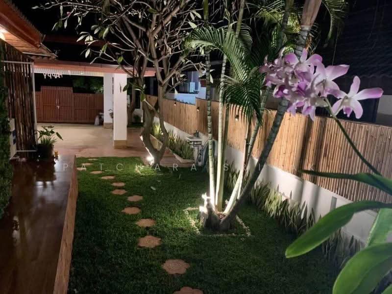3-BR Villa, Prachuap Khiri Khan, Nong Kae, Hua Hin, Prachuap Khiri Khan, 3 Bedrooms, 180 sqm, Villa For Sale, by Patchara Srisak, 500629754 - DDproperty.com