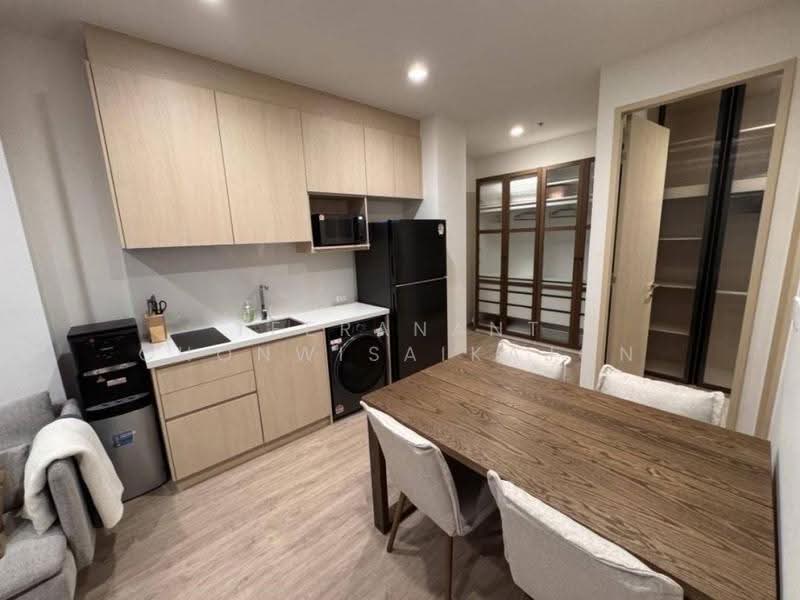 Noble State 39, Bangkok, 35 Soi Sukhumvit 39, Khlong Tan Nua, Watthana, Bangkok, 2 Bedrooms, 58 sqm, Condo For Rent, by Teeranant Chonwisaikajon, 500629756 - DDproperty.com