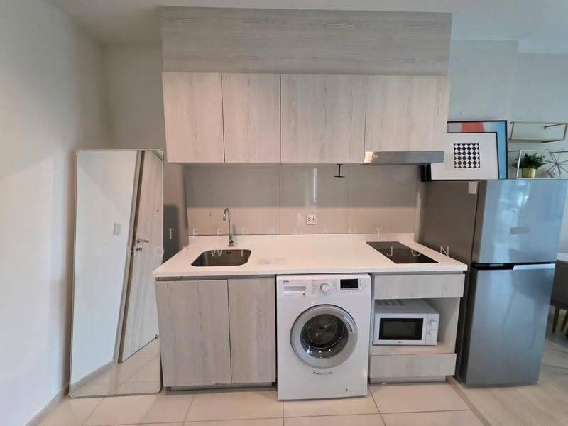 Life One Wireless, Bangkok, 1 Wireless Road, Lumphini, Pathum Wan, Bangkok, 2 Bedrooms, 42 sqm, Condo For Rent, by Teeranant Chonwisaikajon, 500629772 - DDproperty.com