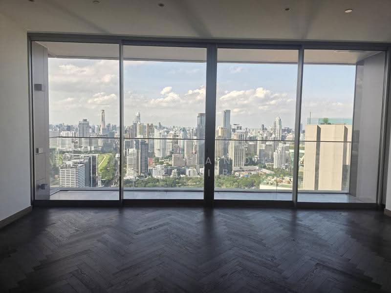 Dusit Central Park (Residences), Bangkok, 946 Rama 4 Road, Silom, Bang Rak, Bangkok, 3 Bedrooms, 228 sqm, Condo For Sale, by Jomchanok Aswavibul, 500629815 - DDproperty.com