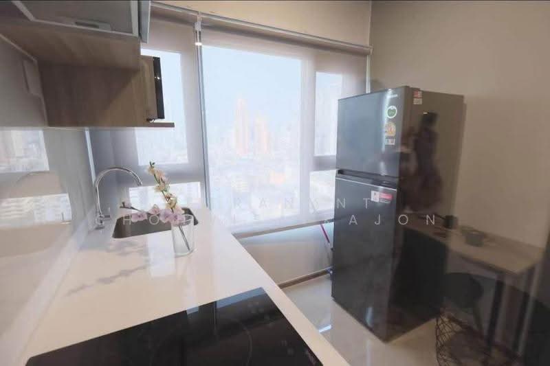 Life Rama 4-Asoke, Bangkok, Rama 4 Road, Khlong Toei, Bangkok, 1 Bedroom, 32 sqm, Condo For Rent, by Teeranant Chonwisaikajon, 500629829 - DDproperty.com