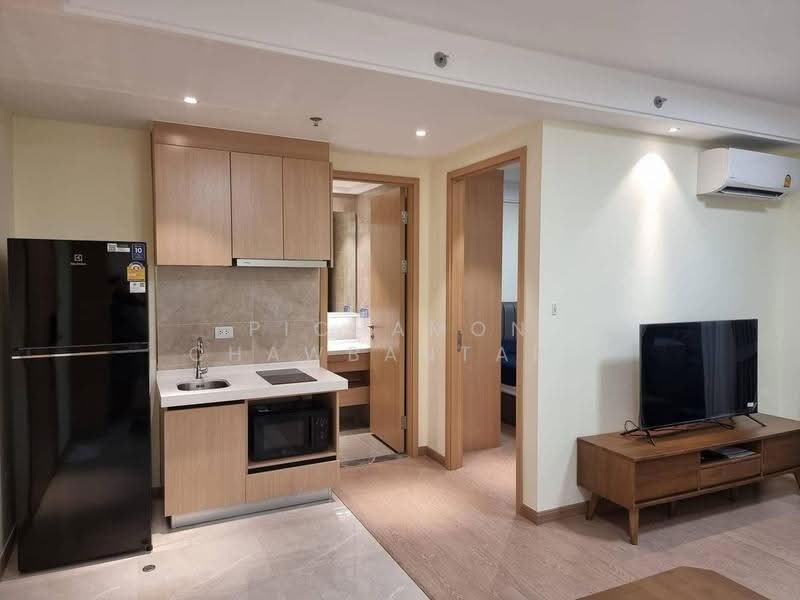 Regal Sathon-Naradhiwas : รีเกิล สาทร-นราธิวาส, กรุงเทพ, ถนนนราธิวาสราชนครินทร์, ทุ่งมหาเมฆ, สาทร, กรุงเทพ, 37 ตร.ม., คอนโด ขาย, โดย Pichamon Chawbantard, 500629840 - DDproperty.com