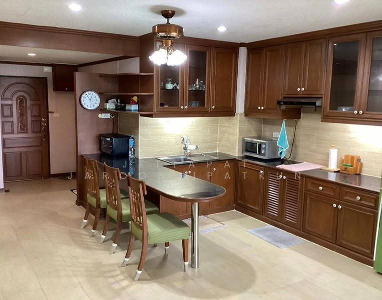 Centurion Park, Bangkok, Soi Aree 5, Samsen Nai, Phaya Thai, Bangkok, 2 Bedrooms, 103 sqm, Condo For Rent, by Jettapat Jaroonpipatkun, 500629852 - DDproperty.com
