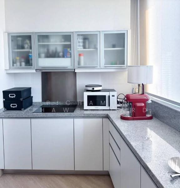 Millennium Residence, Bangkok, Sukhumvit Road, Khlong Toei, Bangkok, 3 Bedrooms, 149 sqm, Condo For Rent, by Pichamon Chawbantard, 500629880 - DDproperty.com