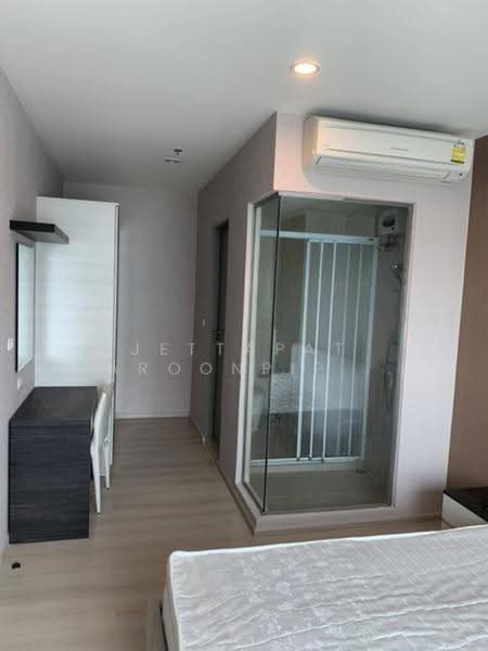 Life Ratchadapisek, Bangkok, 279 Ratchadapisaek Road, Huai Khwang, Bangkok, 2 Bedrooms, 56 sqm, Condo For Sale, by Jettapat Jaroonpipatkun, 500629927 - DDproperty.com