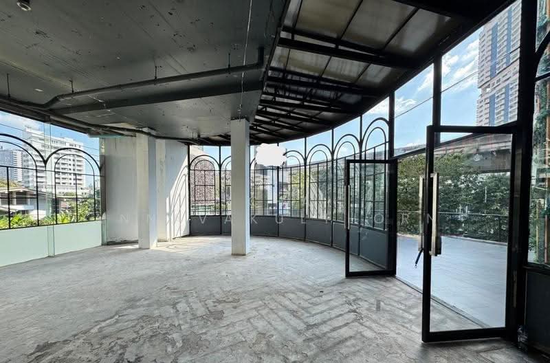 Rain Hill Sukhumvit 47, Bangkok, Khlong Tan Nua, Watthana, Bangkok, , 256 sqm, Retail Space For Rent, by Vichai Annavakulthorn, 500629933 - DDproperty.com