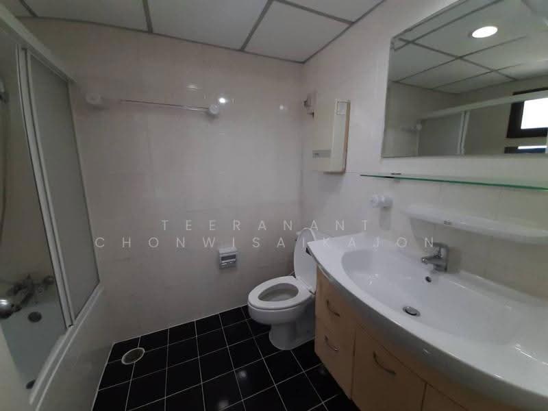 Four Wings Mansion, Bangkok, 32 Soi Sukhumvit 11, Khlongtoei Nua, Watthana, Bangkok, 3 Bedrooms, 220 sqm, Apartment For Rent, by Teeranant Chonwisaikajon, 500629957 - DDproperty.com